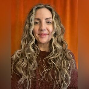 Meet Your Posher🪩